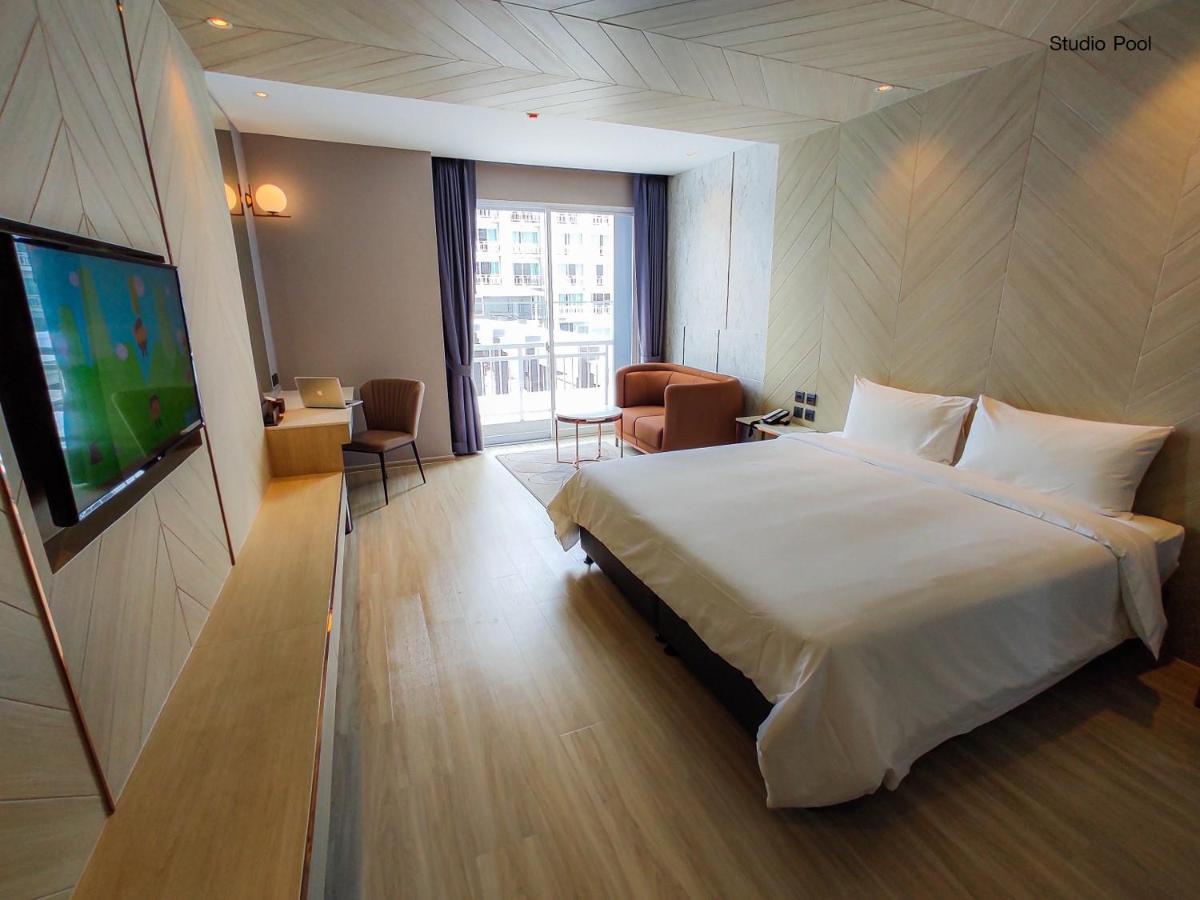 Golden City Rayong Hotel Экстерьер фото