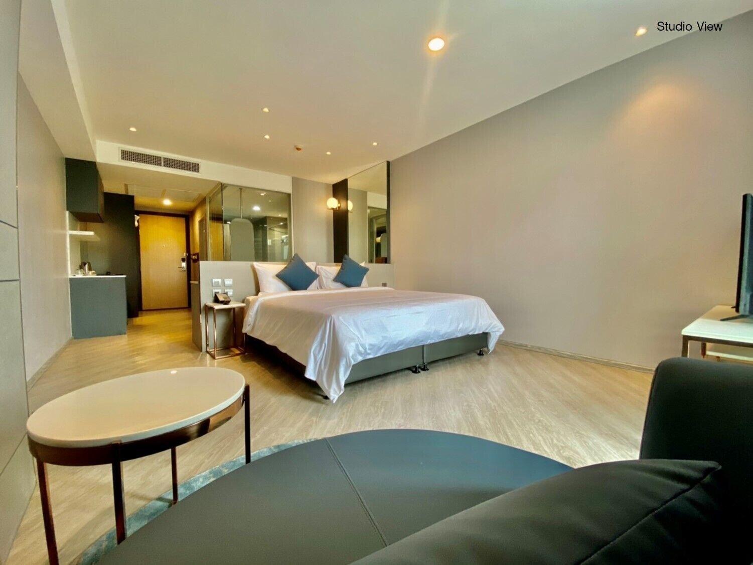 Golden City Rayong Hotel Экстерьер фото