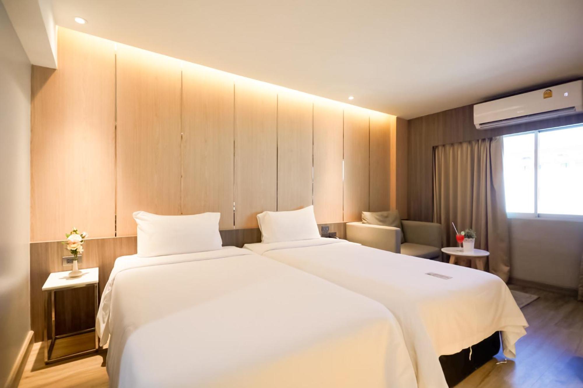 Golden City Rayong Hotel Экстерьер фото