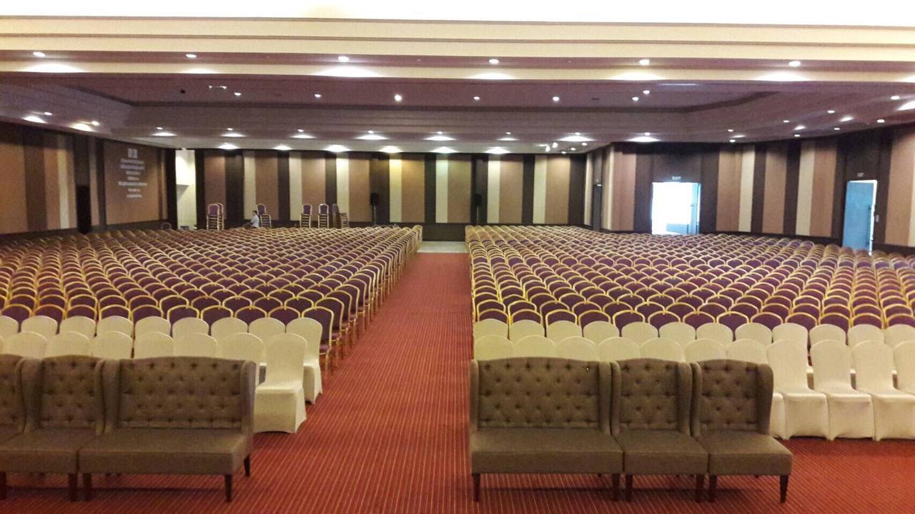 Golden City Rayong Hotel Экстерьер фото