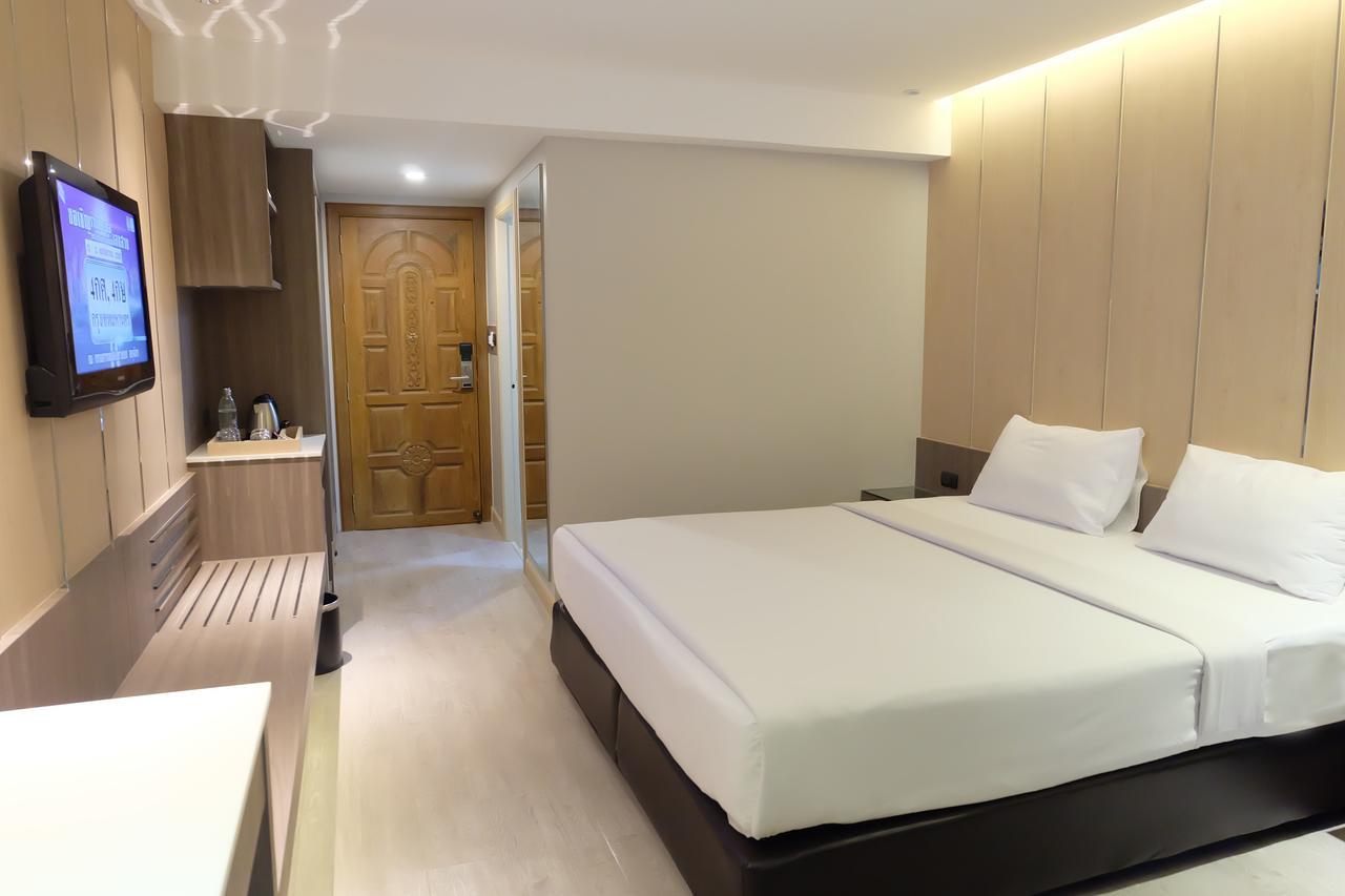 Golden City Rayong Hotel Экстерьер фото